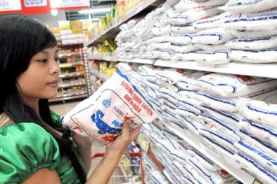 Người trồng mía ngồi 'ngáp ruồi' vì giá đường xuống thấp